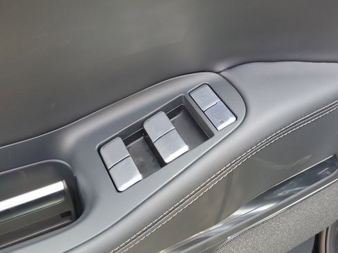 New 2026 Lincoln Navigator L Reserve AWD/4WD image 10