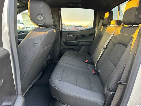 New 2026 GMC Canyon Elevation w/ Convenience Package image 16