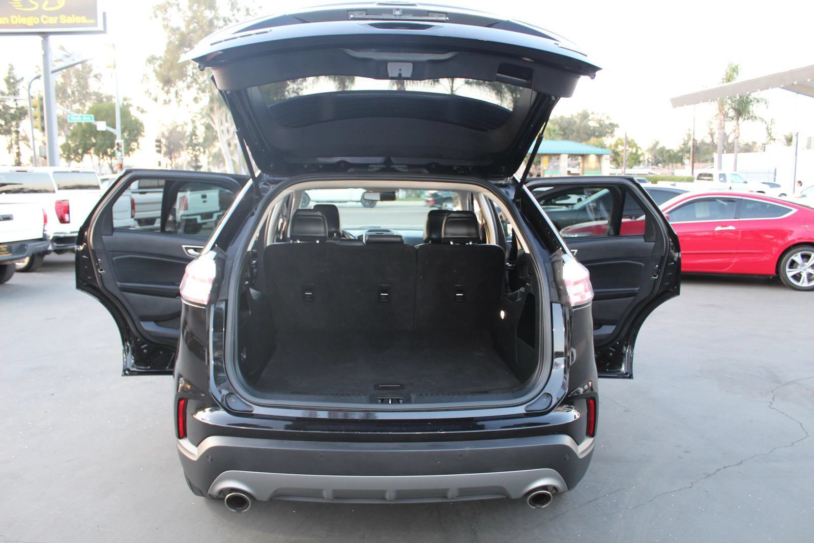 Used 2020 Ford Edge SEL AWD/4WD image 29