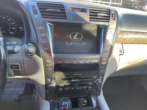 Used 2007 Lexus LS 460 image 19