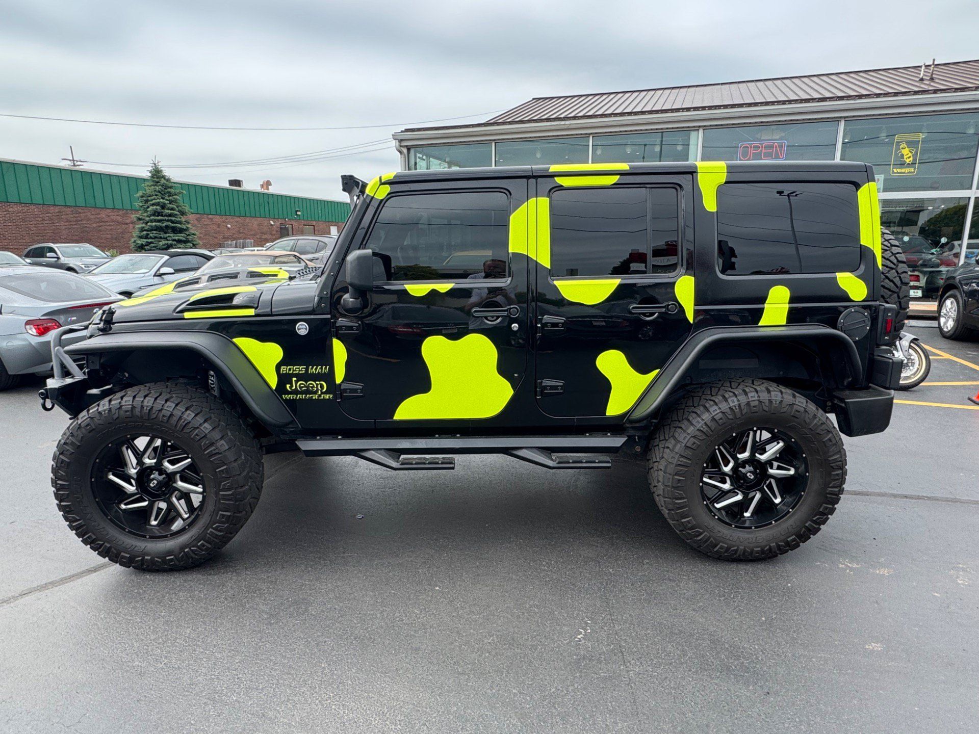 Used 2015 Jeep Wrangler Unlimited Sport w/ Quick Order Package 24S AWD/4WD image 5