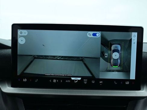 New 2025 Ford Explorer ST-Line image 12