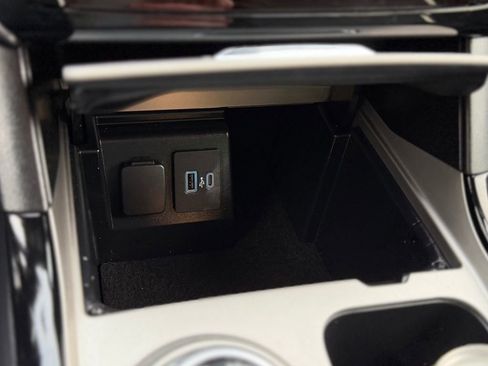 Used 2022 Ford Explorer ST w/ Equipment Group 401A image 17