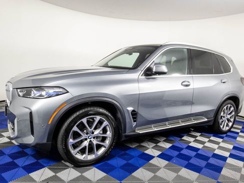 Used 2026 BMW X5 xDrive40i AWD/4WD image 1