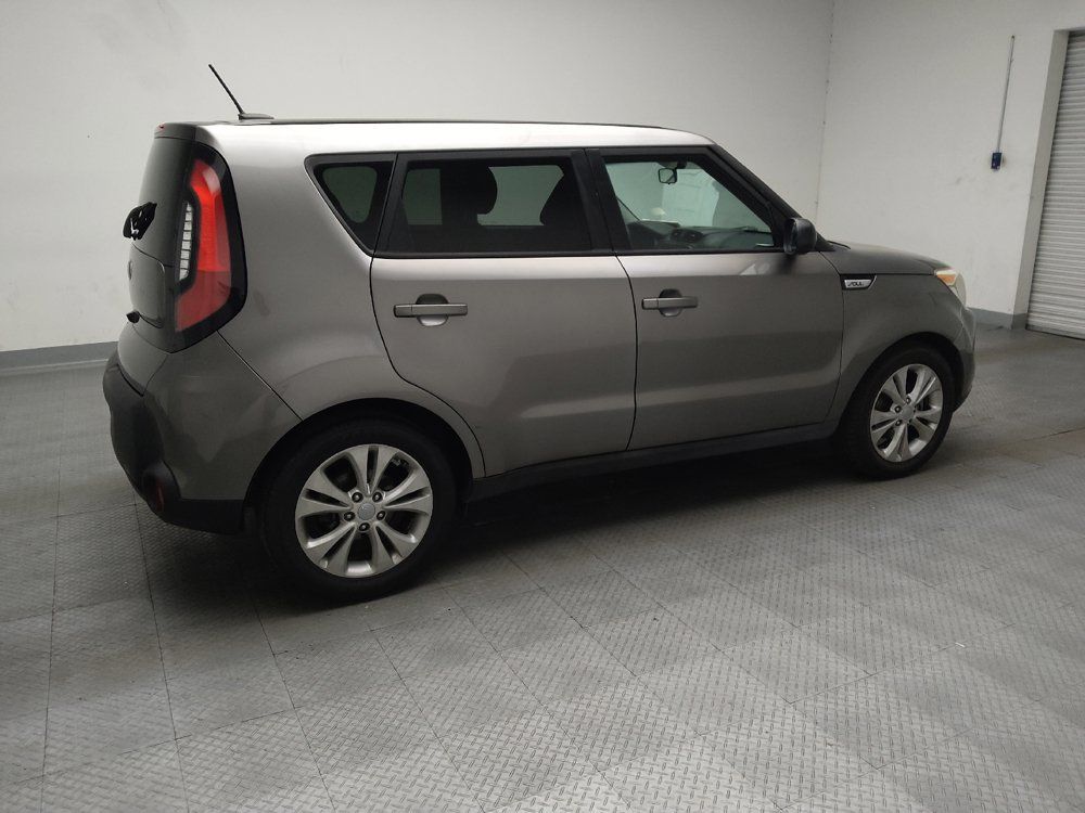 Used 2016 Kia Soul + FWD image 10