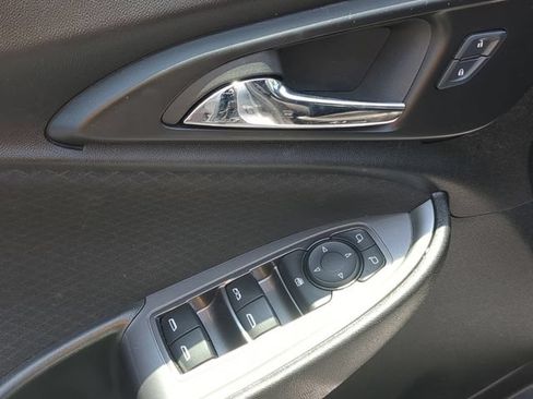 Used 2024 Chevrolet Malibu LT FWD image 13