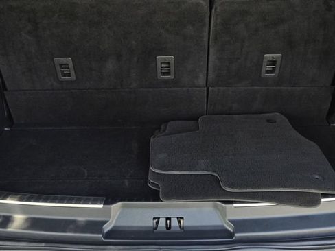 Used 2024 Lincoln Navigator Reserve AWD/4WD image 11