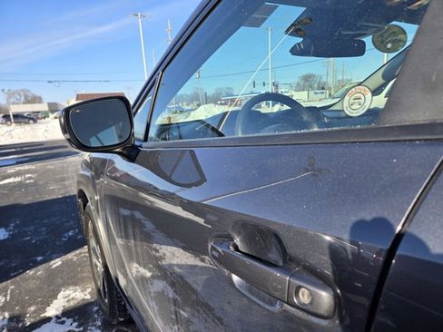 Used 2024 Subaru Crosstrek 2.0i Premium image 37