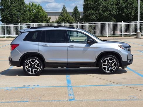 Used 2022 Honda Passport Elite image 5
