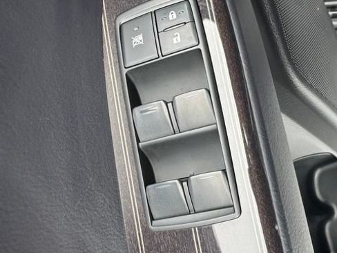 Used 2021 Lexus GX 460 Premium w/ Premium Package AWD/4WD image 23