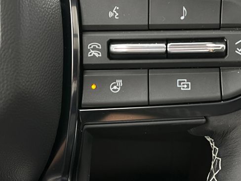 Used 2026 GMC Yukon Denali Ultimate w/ LPO, Floor Liner Package AWD/4WD image 11