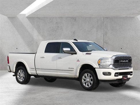 Used 2022 RAM 2500 Limited image 1