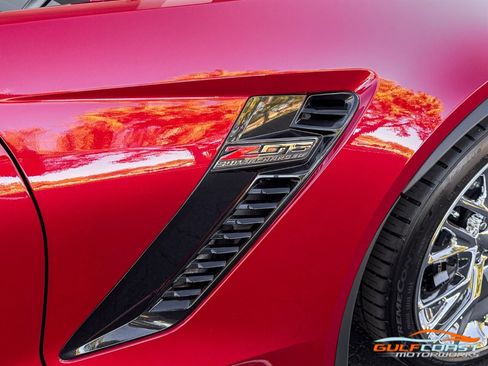 Used 2015 Chevrolet Corvette Z06 w/ 3LZ Preferred Equipment Group image 73