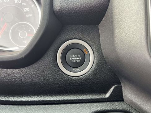 Used 2025 RAM 1500 Big Horn image 33