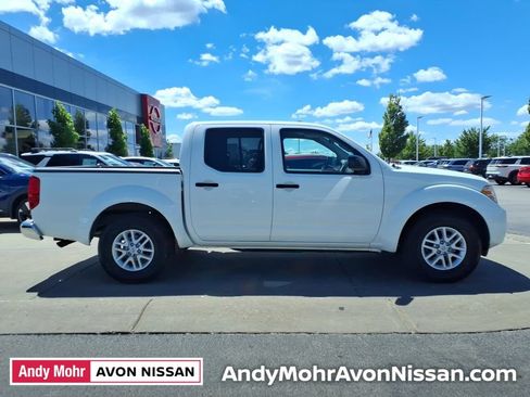Used 2019 Nissan Frontier SV RWD image 8