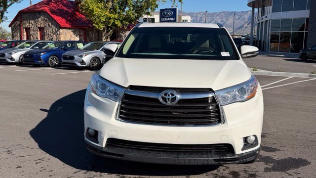 Used 2015 Toyota Highlander XLE AWD/4WD image 6