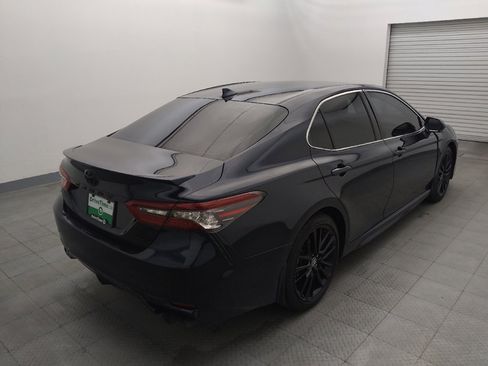 Used 2021 Toyota Camry XSE image 9