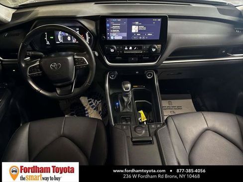 Certified 2025 Toyota Grand Highlander AWD Hybrid image 14
