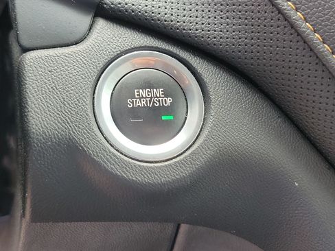 Used 2020 Chevrolet Equinox Premier AWD/4WD image 33