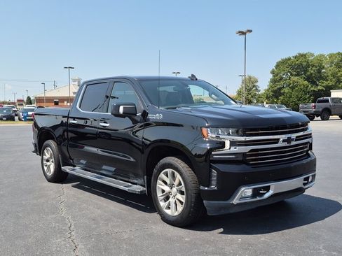 Used 2021 Chevrolet Silverado 1500 High Country w/ Z71 Off-Road Package AWD/4WD image 2