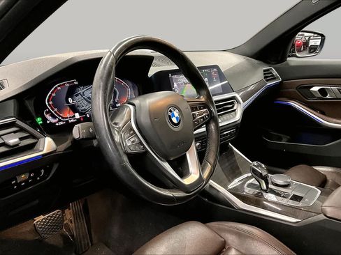 Used 2019 BMW 330i Sedan w/ Convenience Package RWD image 17