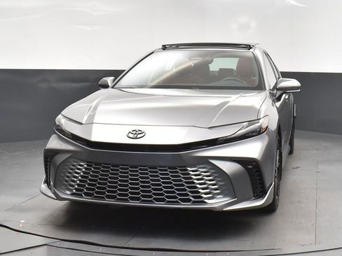 Used 2025 Toyota Camry XSE image 10