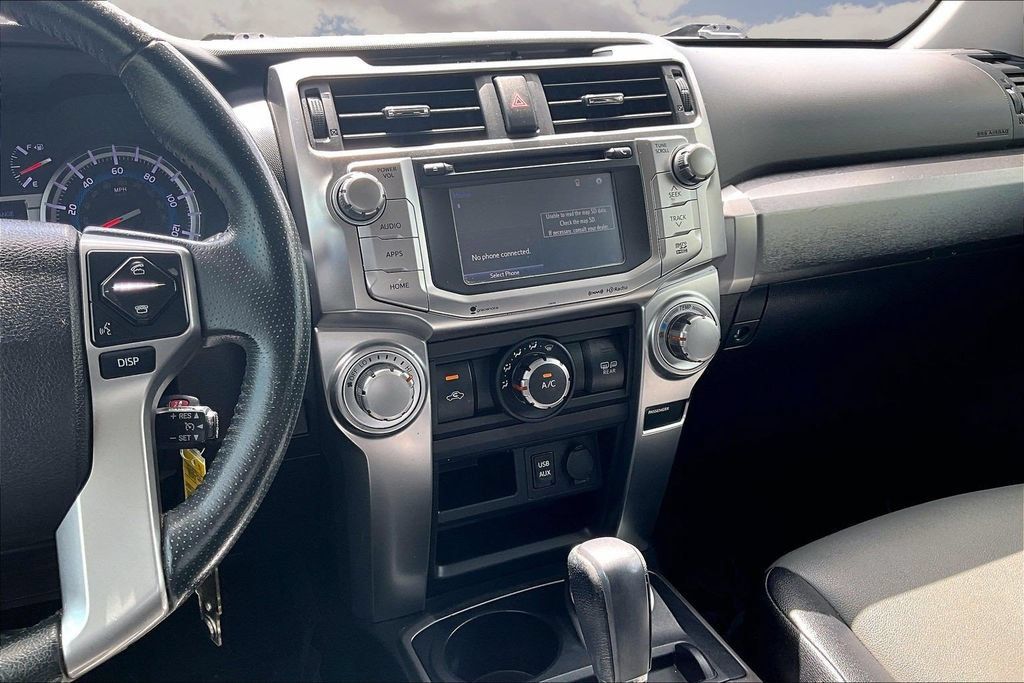 Used 2018 Toyota 4Runner SR5 Premium AWD/4WD image 8