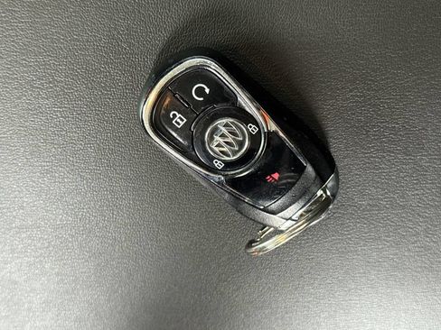 Certified 2022 Buick Encore Preferred AWD/4WD image 28