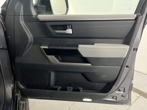 Used 2023 Toyota Sequoia Limited image 30