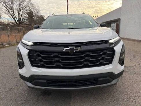 New 2026 Chevrolet Equinox LT w/ Midnight Edition image 3