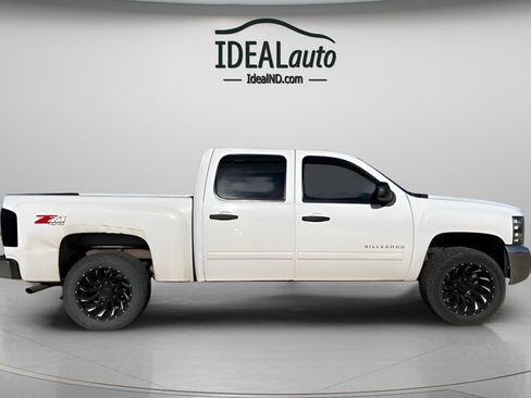 Used 2012 Chevrolet Silverado 1500 LT w/ All-Star Edition AWD/4WD image 2
