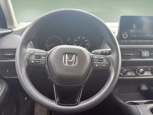 Used 2024 Honda HR-V LX image 9
