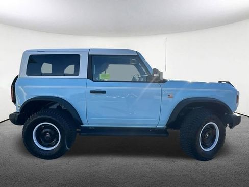 Used 2024 Ford Bronco Heritage Edition AWD/4WD image 16
