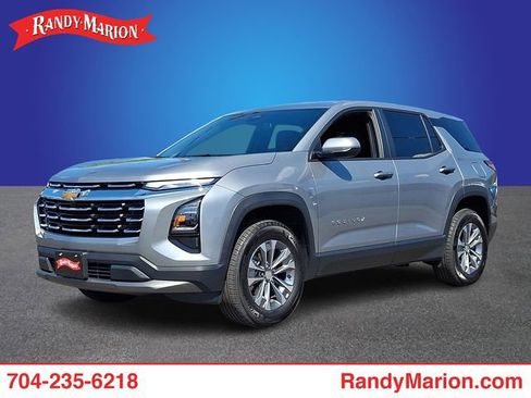 Used 2025 Chevrolet Equinox LT AWD/4WD image 1