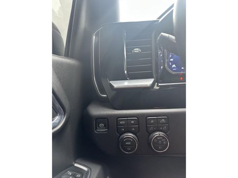 Used 2026 Chevrolet Silverado 1500 LT Trail Boss w/ LT Trail Boss Premium Package AWD/4WD image 35