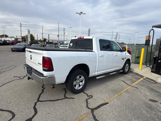 Used 2019 RAM 1500 Classic SLT w/ Luxury Group AWD/4WD image 5