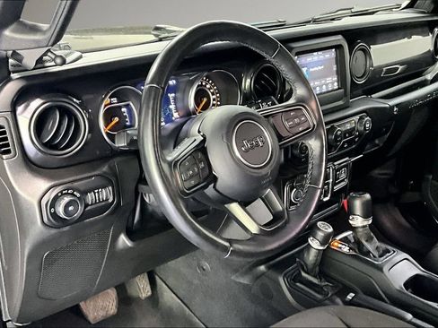 Used 2022 Jeep Wrangler Unlimited Sport AWD/4WD image 17