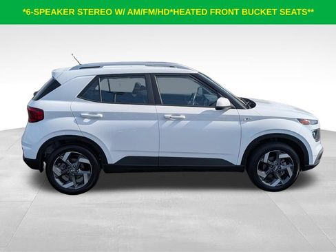 Used 2026 Hyundai Venue SEL FWD image 5