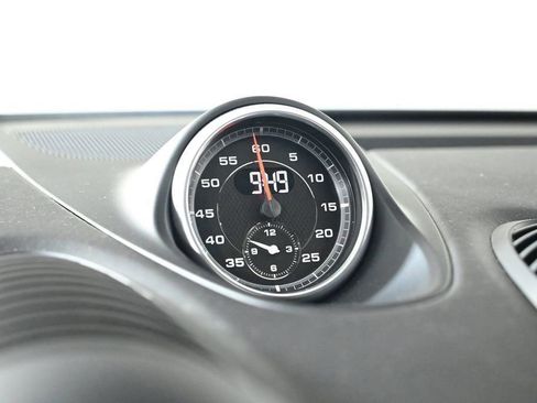 Used 2024 Porsche 718 Cayman image 15