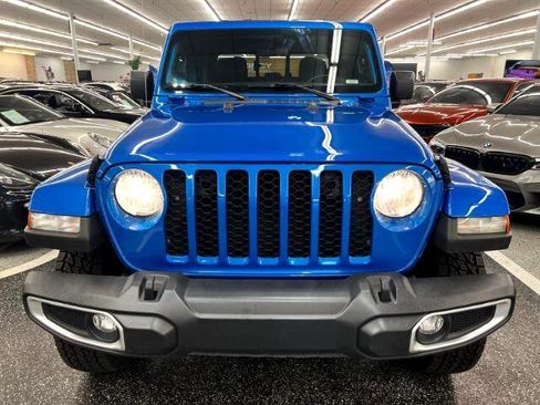 Used 2021 Jeep Gladiator Sport image 3