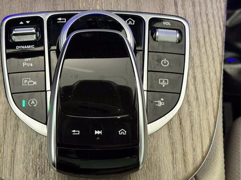 Used 2018 Mercedes-Benz E 400 4MATIC Coupe w/ Premium 3 Package image 26