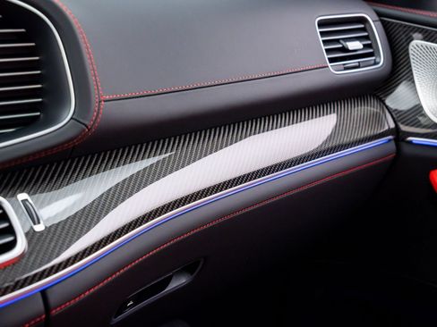 New 2026 Mercedes-Benz GLE 53 AMG 4MATIC image 37