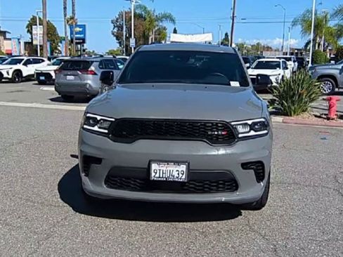 Used 2025 Dodge Durango GT image 3
