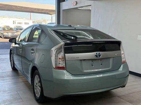 Used 2012 Toyota Prius Prime Plug-In Hybrid FWD image 5