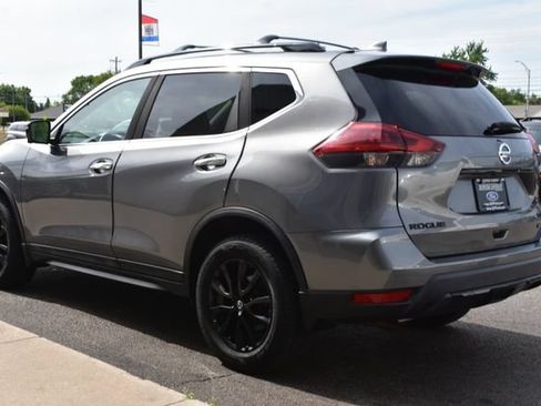 Used 2018 Nissan Rogue SV w/ Premium Package AWD/4WD image 15