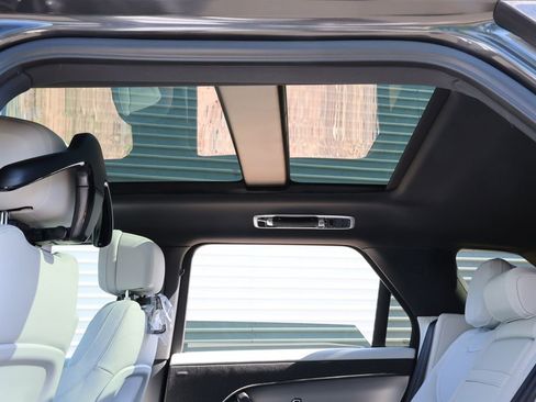 New 2026 Land Rover Range Rover Sport SE AWD/4WD image 39