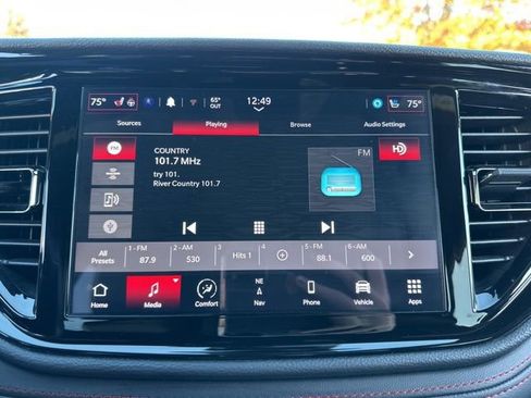 Used 2025 Dodge Durango R/T image 36