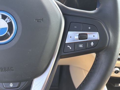 Used 2023 BMW i4 eDrive40 w/ Premium Package RWD image 33
