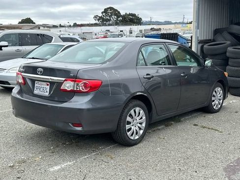 Used 2013 Toyota Corolla LE FWD image 5