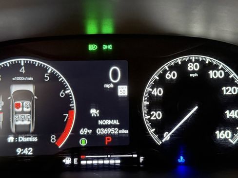 Used 2024 Honda Civic Sport image 9